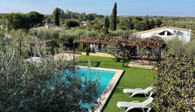 Alba cottages (Casa rural Castillo) with private swimming pool.
