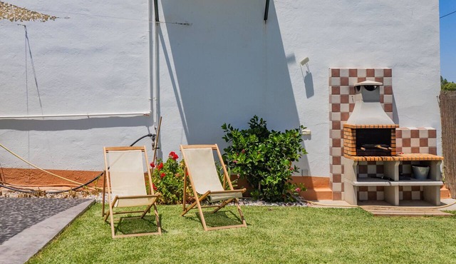 Alhaurín Riad Villa with Pool & BBQ