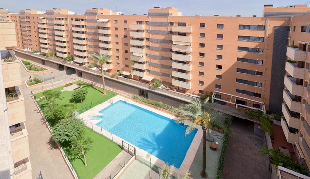 Alterhome Apartamento con piscina María Zambrano