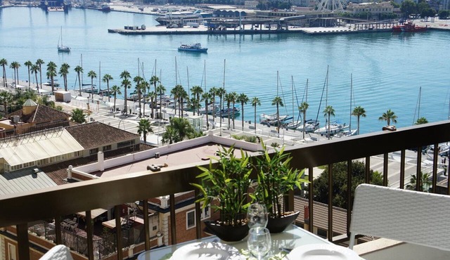 Amazing 4-bedroom penthouse near the sea in Málaga