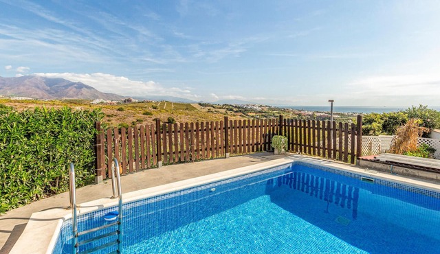 Amazing apartment in Manilva