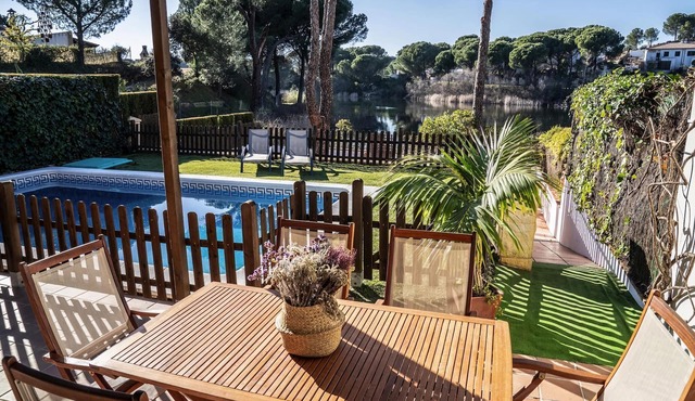 Amazing holiday home in Córdoba with garden