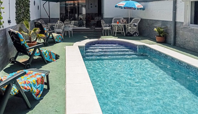 Amazing home in Trasmulas, Granada