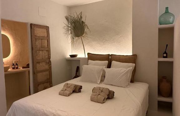 Andalusia Living