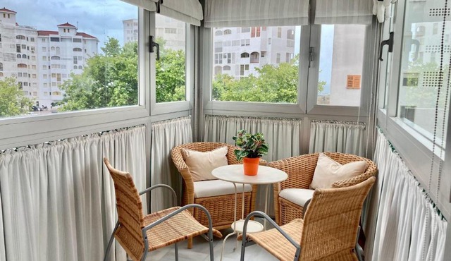 APARTAMENTO GENOVEVA PLAYA - Playa Valdelagrana, Piscina, Wifi, Aire Acondicionado