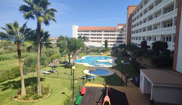 APARTAMENTO JUNTO A LA PLAYA ZONA TRANQUILA