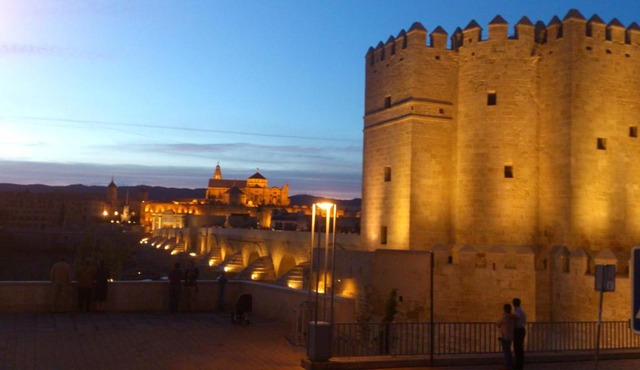 Apartamento Polvora, junto al Puente Romano