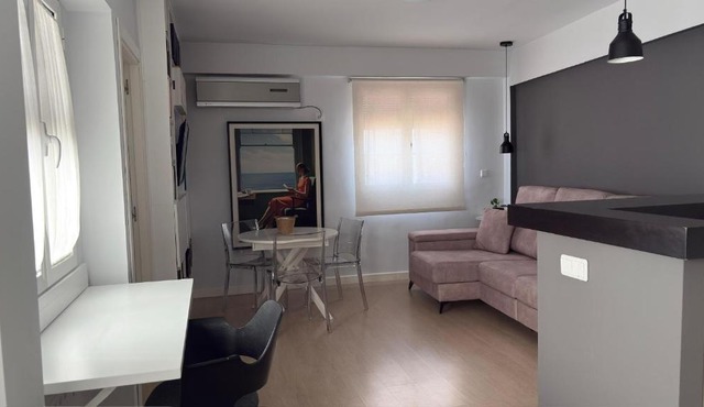 Apartamento San Basilio Bookish Place