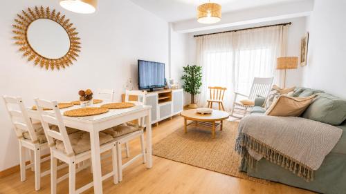 Apartamento Sol - Centro - 3 Dormitorios para Familias y Grupos - Fácil Aparcamiento
