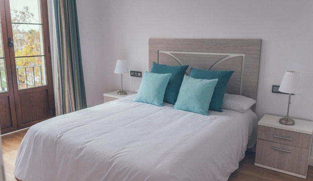 Apartamentos Puerta Sevilla