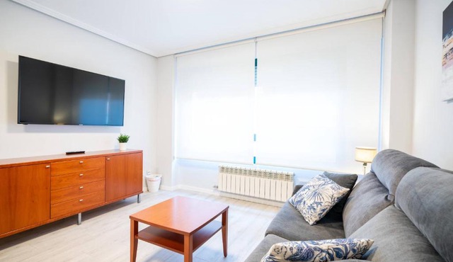 Apartamentos GO - Génova Parquesol - Parking Gratuito