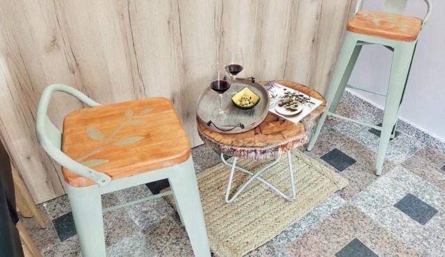 Apartamentos Los Jardines& Parking