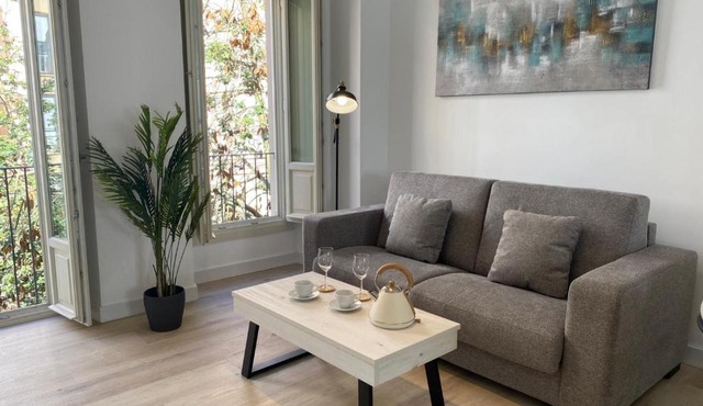 Apartamentos Pinar Málaga Centro - Ferrándiz