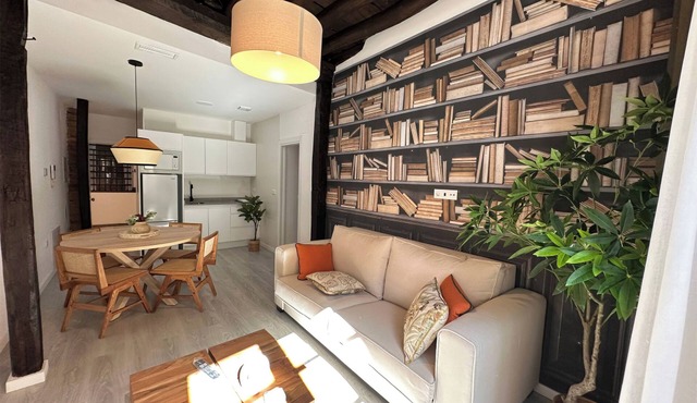 Apartamentos Puerta Elvira Suites 3000