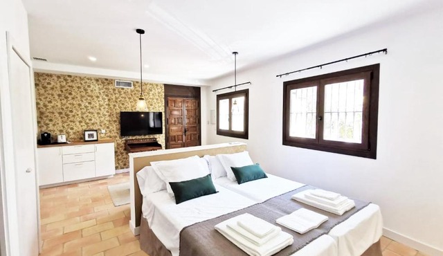 Apartamentos Tres Llaves Palacio de Vela de los Cobos