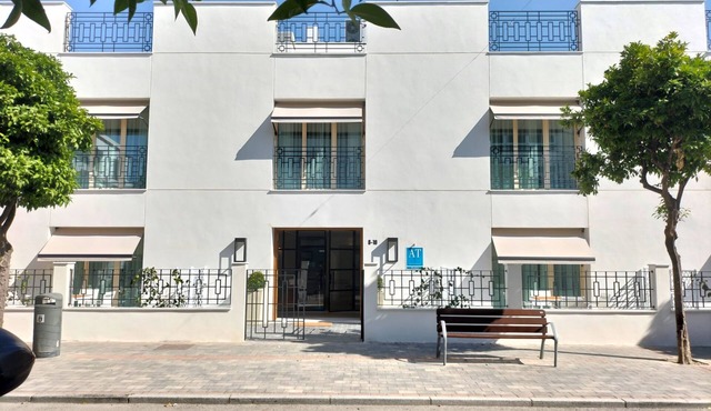 Apartamentos Turísticos La Plaza