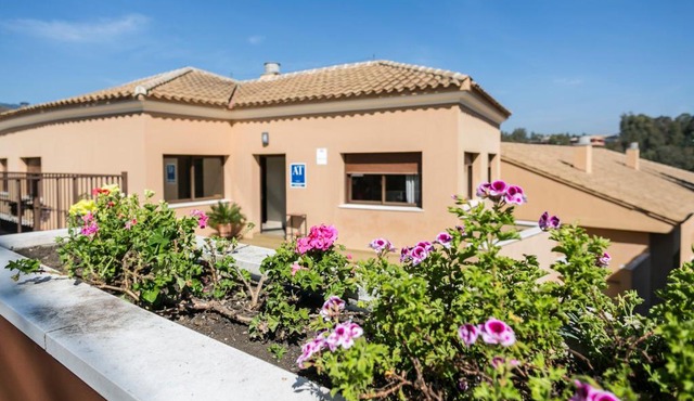 Apartamentos Turísticos La Castilleja