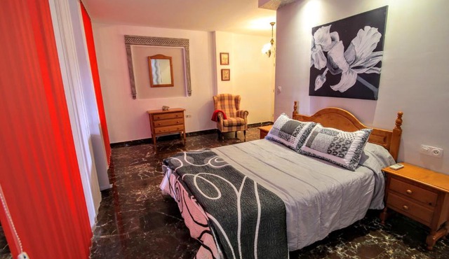 Apartamentos Turísticos La Fonda