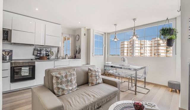 Apartment 'Valdelagrana Sunset El Puerto' with Sea View, Wi-Fi and Air Conditioning