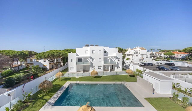 Apartment 'Los Drogos Edificio B, Bajo C' with Shared Pool, Wi-Fi & Air Conditioning