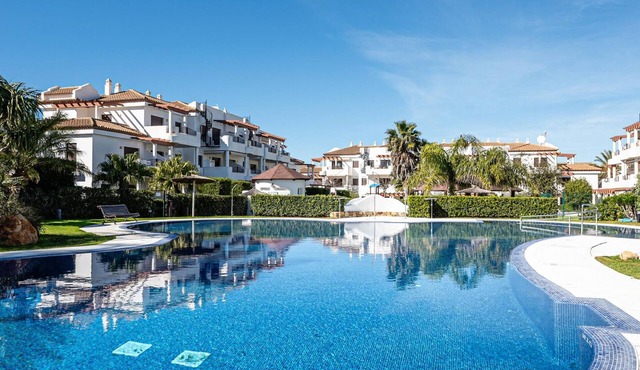 Apartment with garden in Chiclana, near the beach