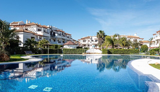 Apartment with garden in Chiclana, near the beach in Chiclana de la Frontera
