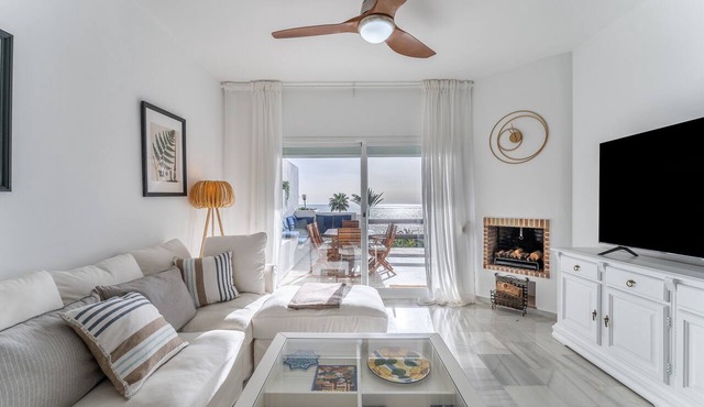 Apartment "228 Arruzafa Playa la Cala de Mijas" with Sea View and Wi-Fi
