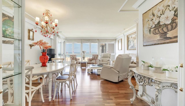 Apartment 'Atardecer Beach' with Sea View, Wi-Fi and Air Conditioning