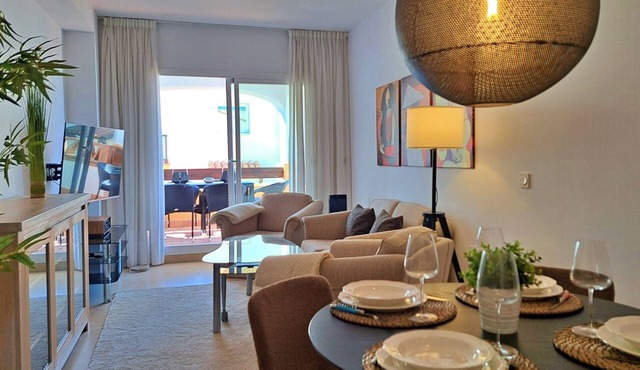 Apartment 'Baviera Golf' with Sea View, Wi-Fi and Air Conditioning