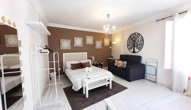 Apartment 'Boteros 5' with Wi-Fi and Air Conditioning