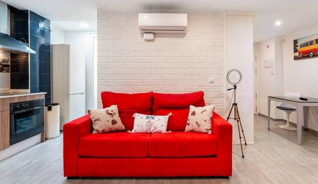 Apartment "Centro Estacion Vialia" with Shared Pool & Wi-Fi