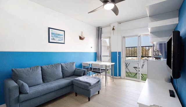 Apartment "El Marinero" with Private Terrace & Wi-Fi