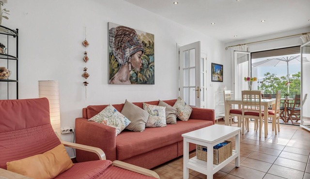 Apartment 'Casa Vir' Ideal for Families with Private Terrace and Air Conditioning