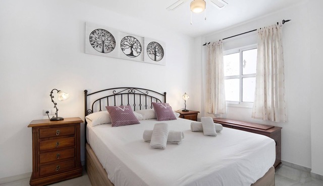 Apartment 'Casa Milagros' close to the Sea with Balcony