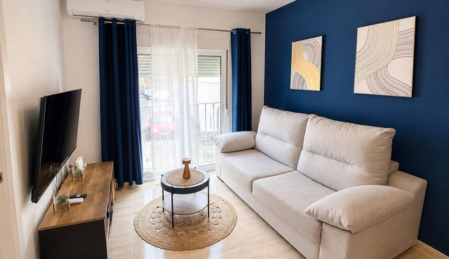 Apartment for 3, a short walk from the beaches