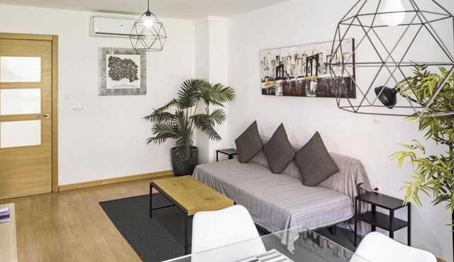 Apartment just steps from the Mediterranean