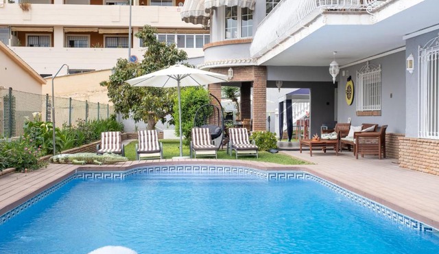 Apartment Los Olivos Heated Pool