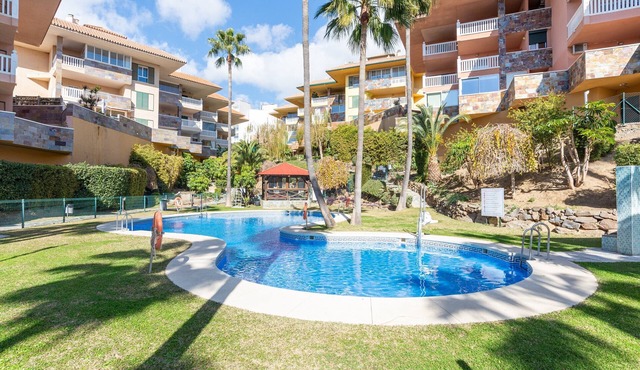Apartment 'Lovely Higueron' with Mountain View, Wi-Fi and Air Conditioning
