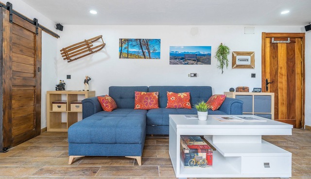 Apartment 'Veleta' with Mountain Views, Wi-Fi and Air Conditioning
