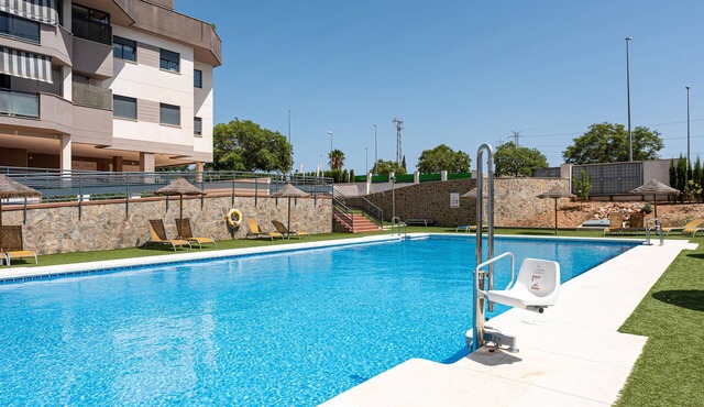 Apartment 'Vivienda Para Descansar' with Shared Pool, Wi-Fi and Air Conditioning