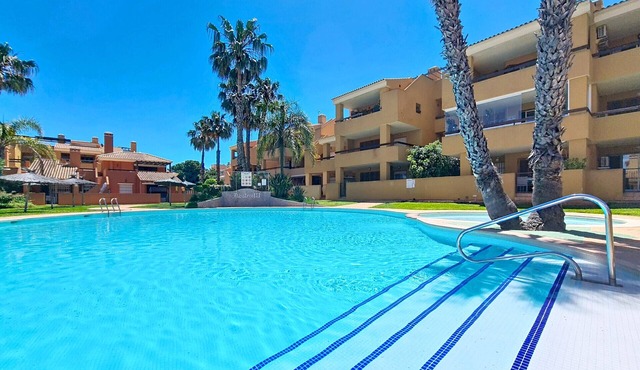 Apartment with Private Rooftop Terrace & Views in Mar de Cristal