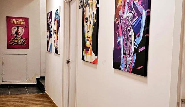 Arc House Pop Art