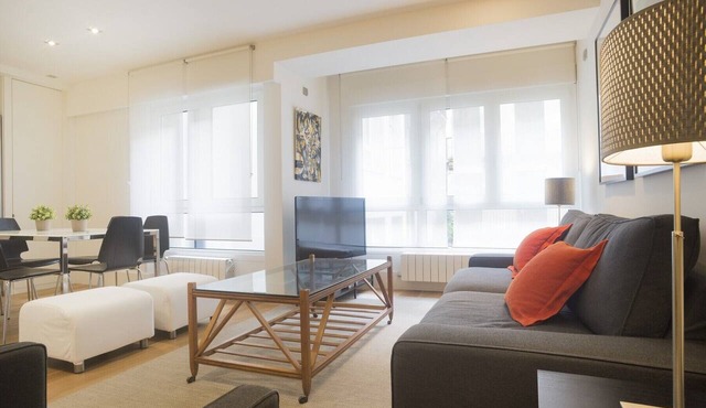 AVENIDA SUITE LA CONCHA in San Sebastián/Donostia