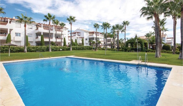Awesome Apartment In Estepona With Wifi