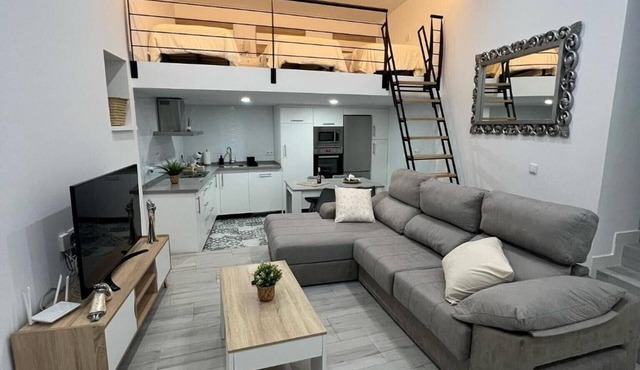 'Bajo De Guía' Apartment with Wi-Fi and Air Conditioning