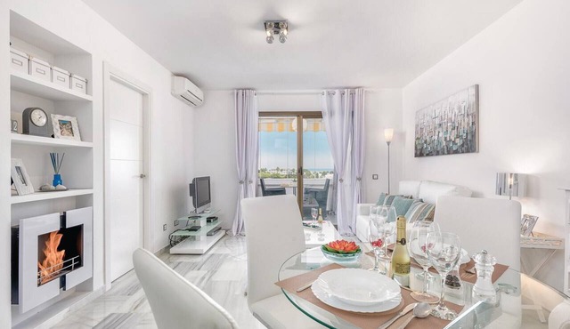 Beach front apartment in Mijas Costa