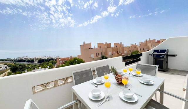 Beach & Golf Townhouse in Bahía de Casares