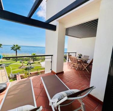 BEACHFRONT Premium Casares del Mar