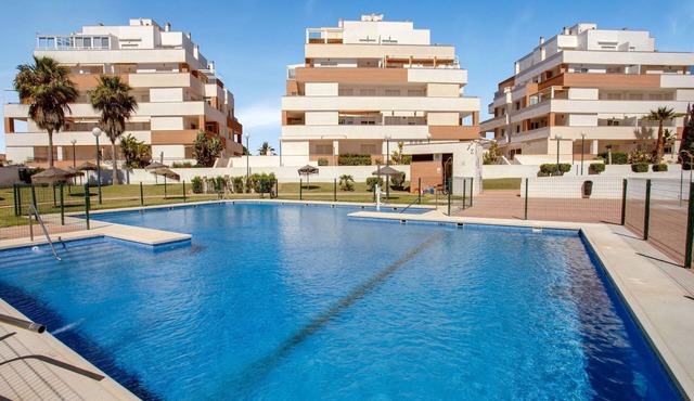 Beachside Apartment with Pool