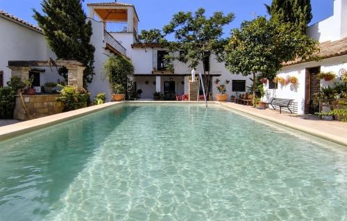 Beautiful Home In Puente Genil